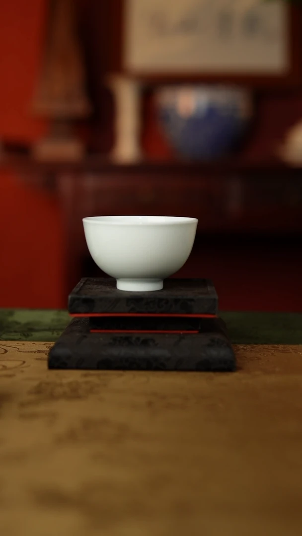 杯子高温甜白釉 手工胎柴窑小鸡芯杯50CC