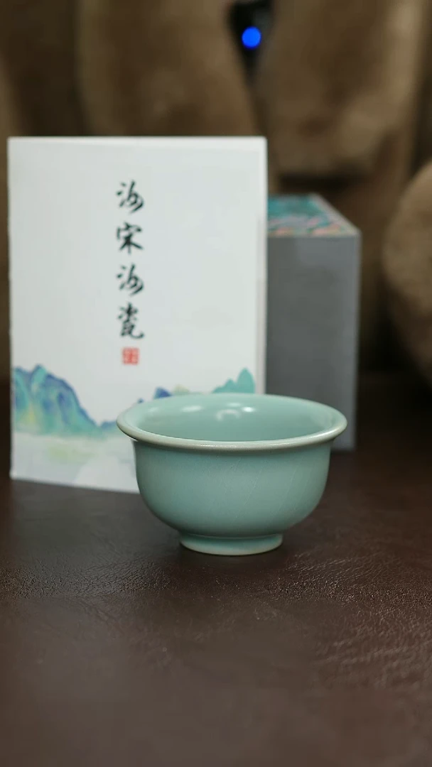 摆件瓷原矿原釉汝宋汝瓷 压手杯