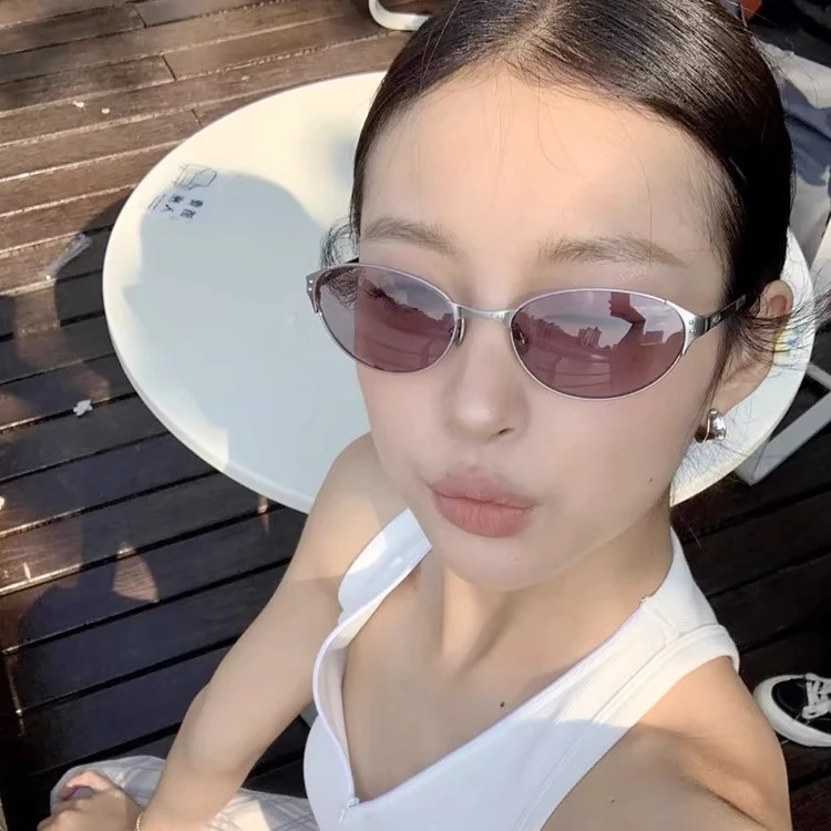 2025新款复古金属老钱风猫眼墨镜女潮显脸小网红高级网感太阳眼镜