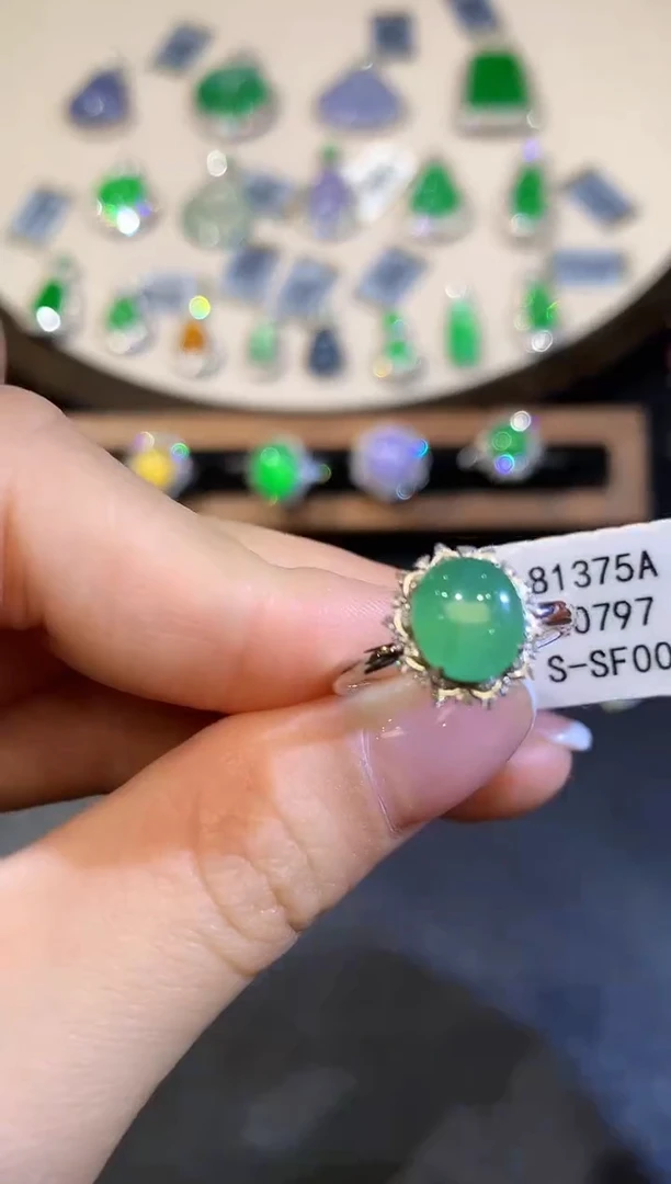 翡翠戒指18K金镶嵌L0797多样性发其一
