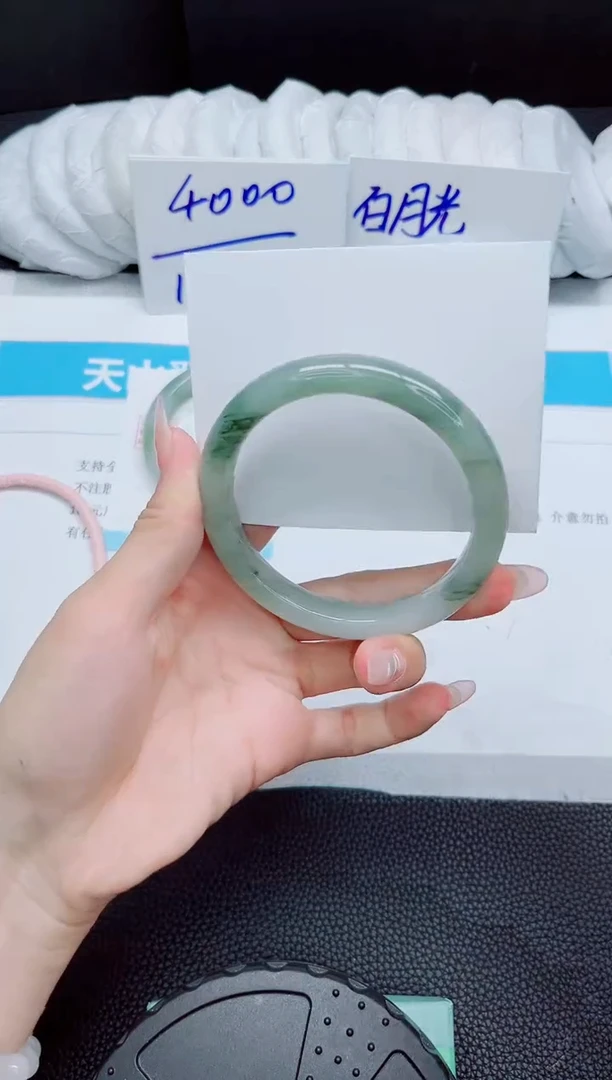 石英质玉手镯未镶嵌155-62.4