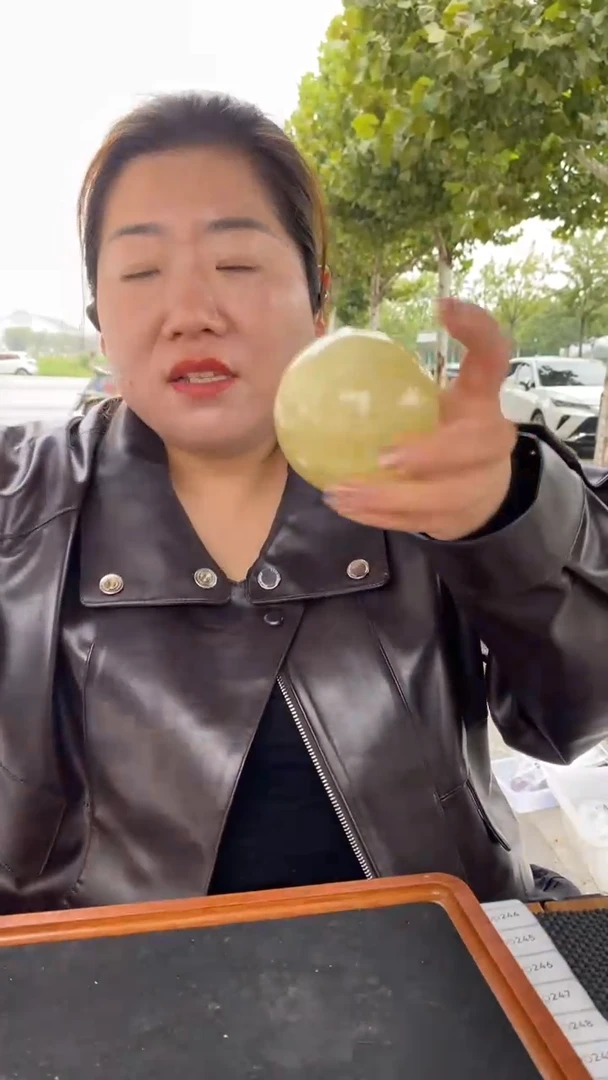 未镶嵌珠宝半成品水晶黄水晶球D243