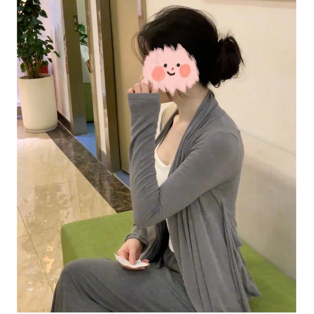 【现货】灰色休闲长袖开衫外套女纯欲气质+半裙套装