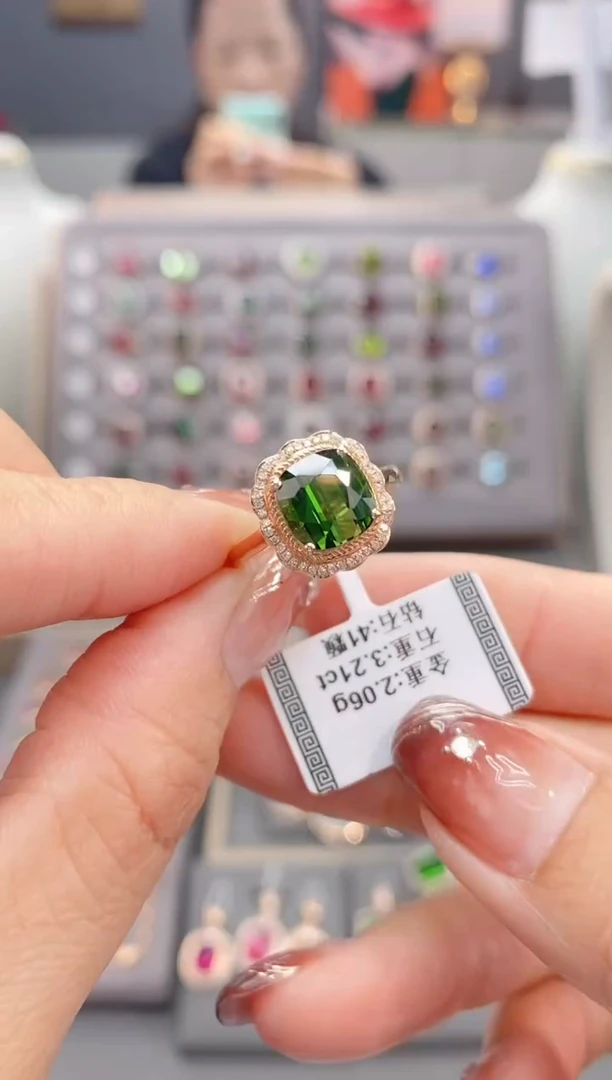 18K金镶嵌戒指碧玺3.21