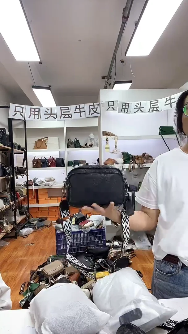头层牛皮全场牛皮 5817黑五金黑色