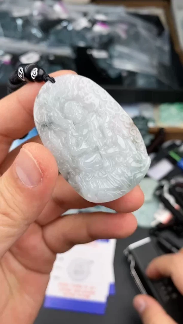 【闪购商品】翡翠颈饰未镶嵌  天然翡翠，一物一图