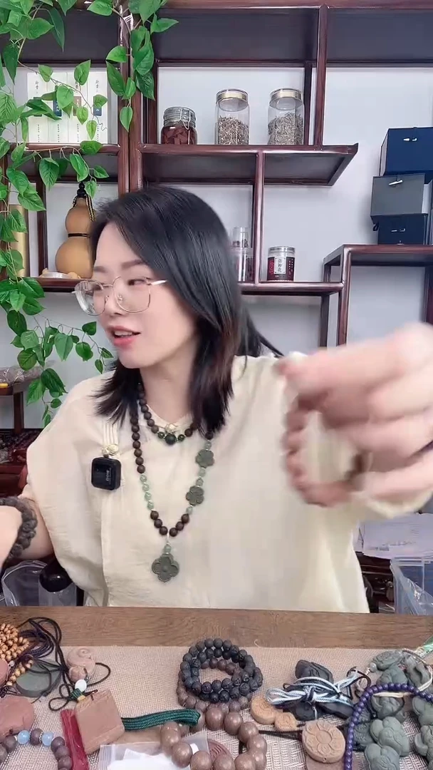 泥塑亲****宝丹枚香方的1.2左右莲花手串