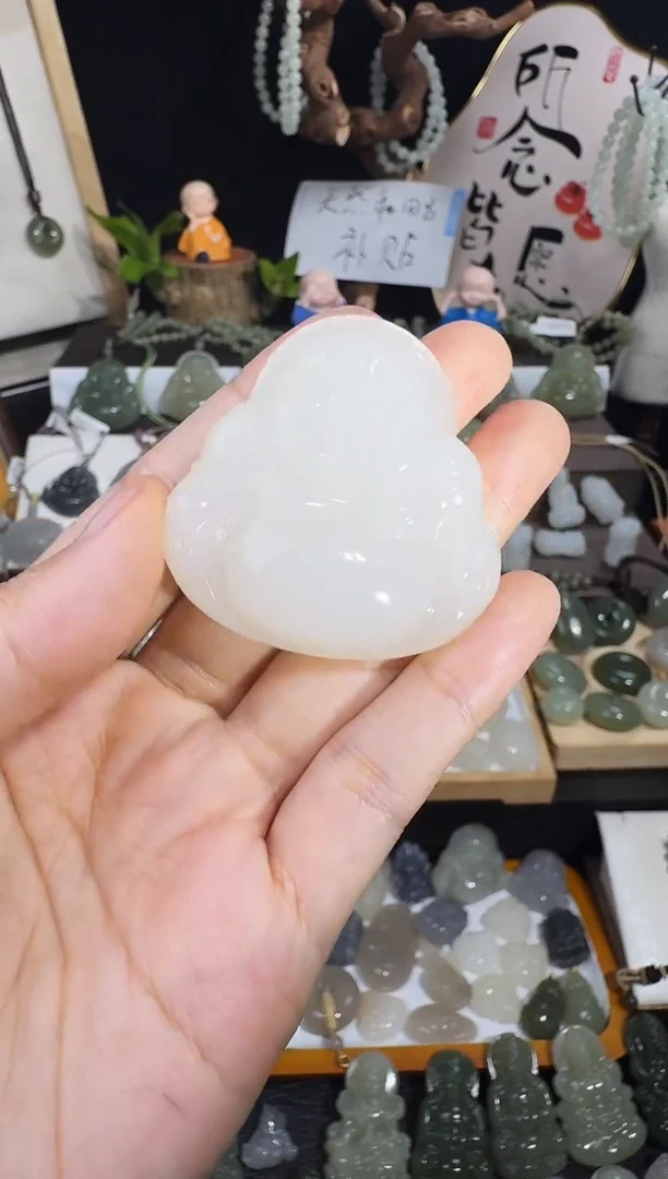 颈饰未镶嵌和田玉@**?45白玉佛公