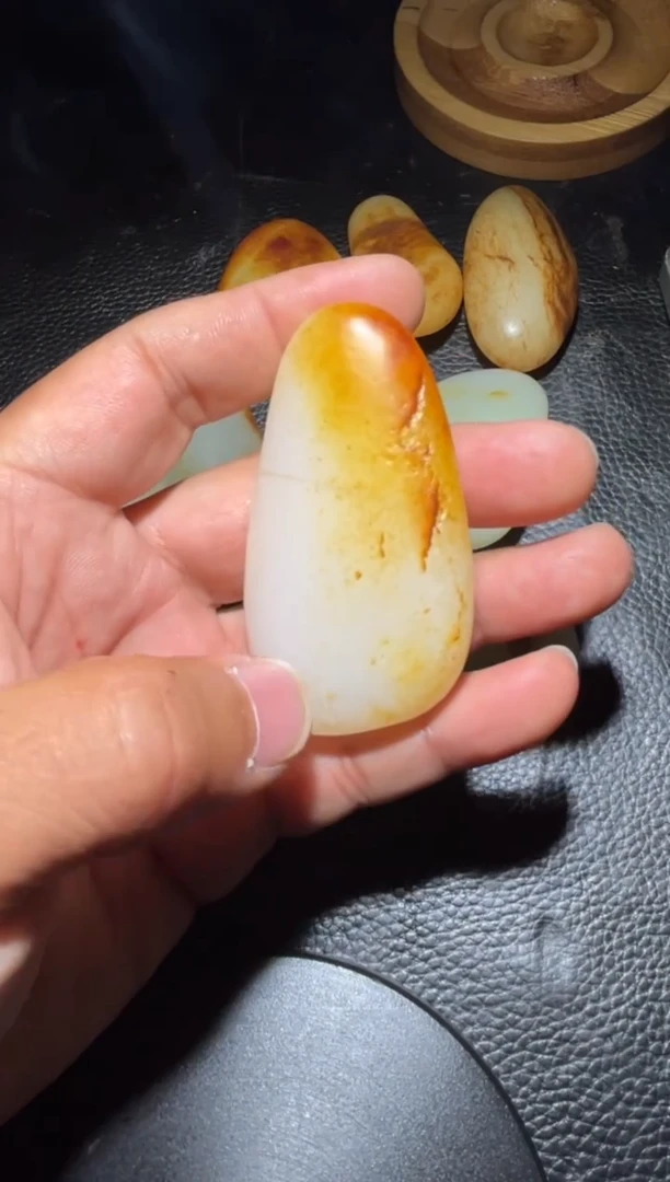 未镶嵌和田玉珠宝奇石32