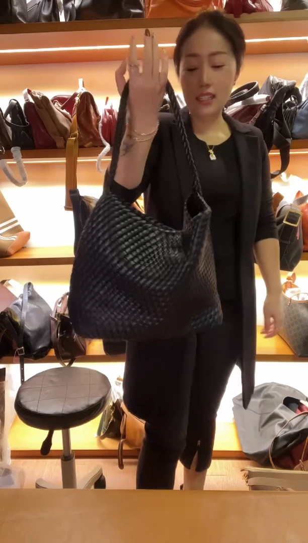 牛皮（革）高端订制时尚百搭女士手提斜跨包