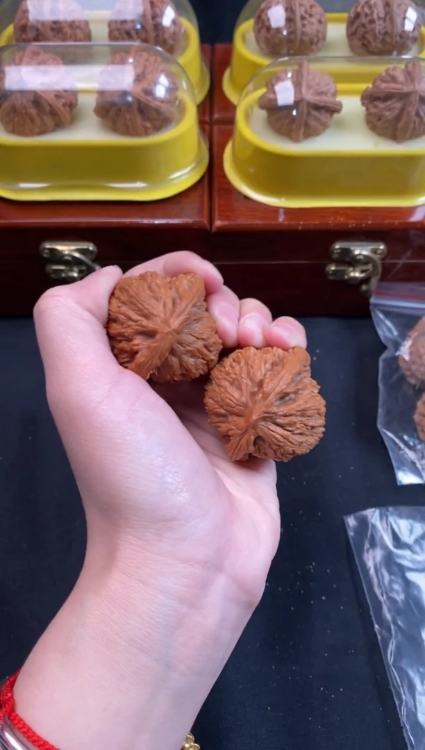 把件文玩核桃南疆石41尺N081