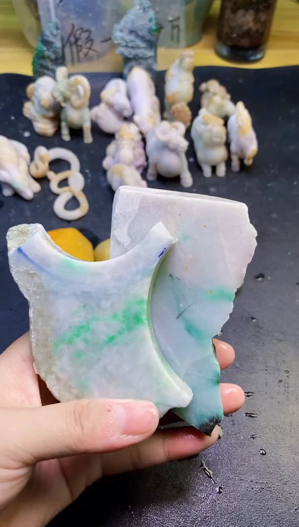 翡翠未镶嵌颈饰天然翡翠098