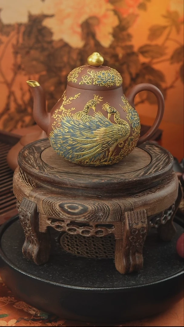 茶壶紫砂孔雀开屏 红皮龙