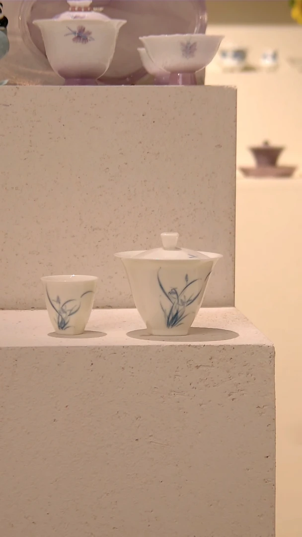 盖碗+茶杯 哈哈哈哈哈哈哈哈