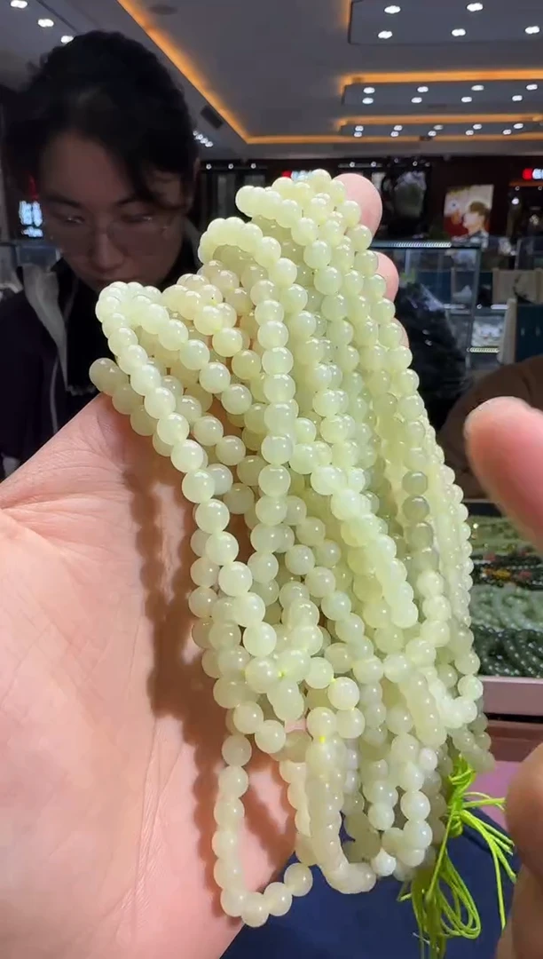 未镶嵌和田玉挂件【陆1021】24 gx 多样性发其一