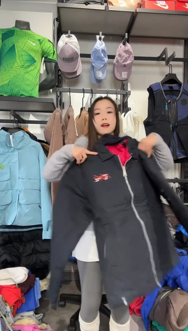 1194编码 瑕疵款直播间过款为准 尺码M