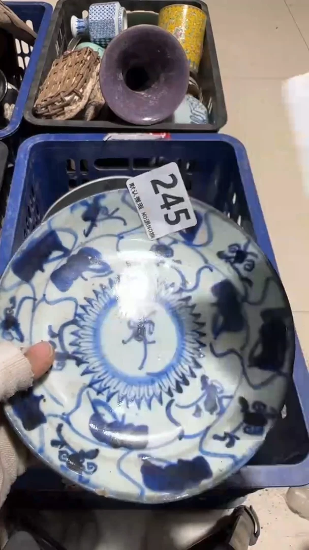 瓷片梦****回亿容工艺品245