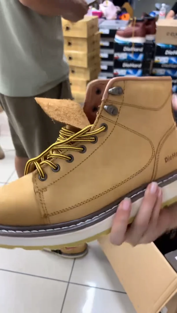 织物84893，牛皮，41码，运动鞋码