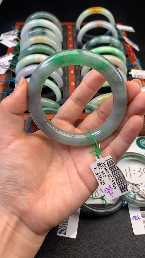 未镶嵌定制翡翠毛货需精细抛光拍一发一