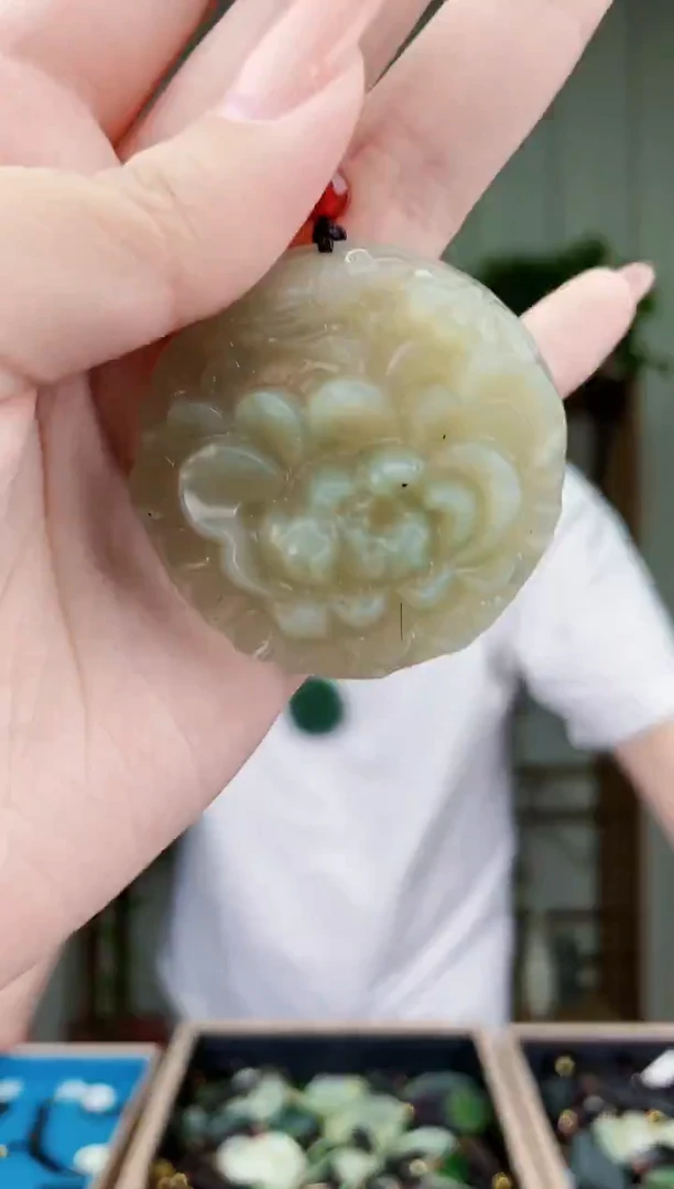 未镶嵌和田玉挂件拍一发一，多样性发货！