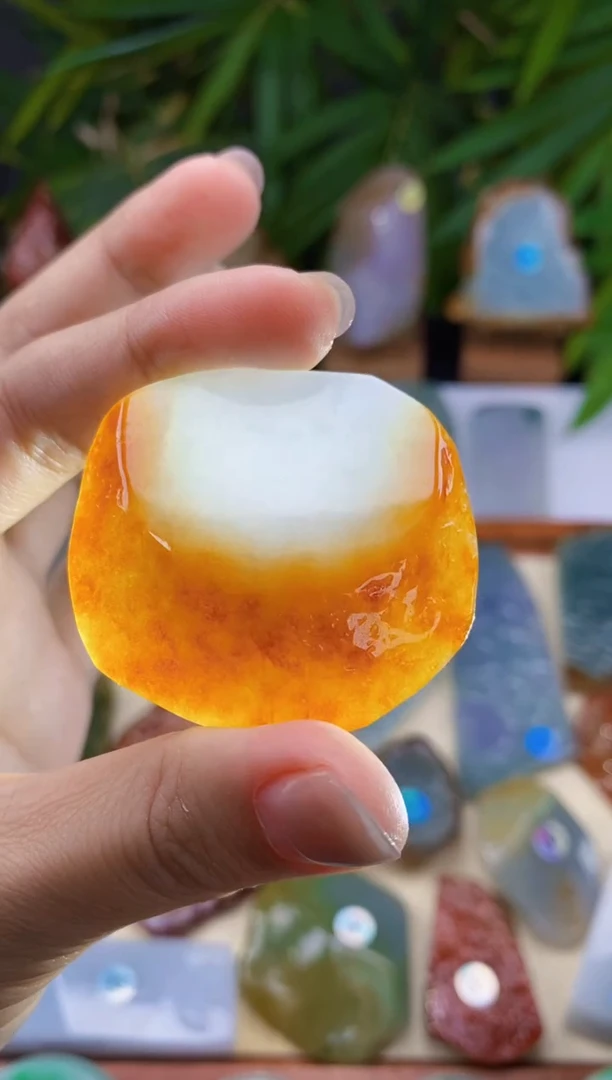 定制翡翠未镶嵌翡翠