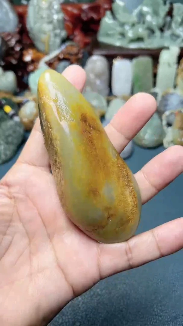 未镶嵌和田玉把件-