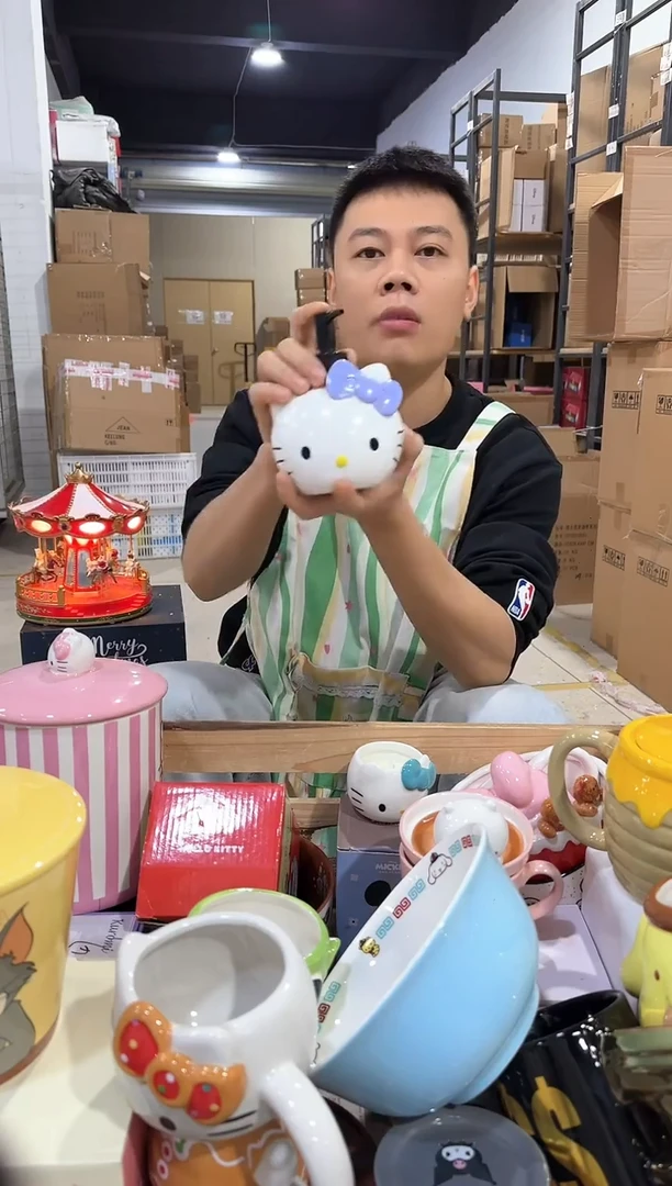 瓷片紫色kt猫头按压瓶