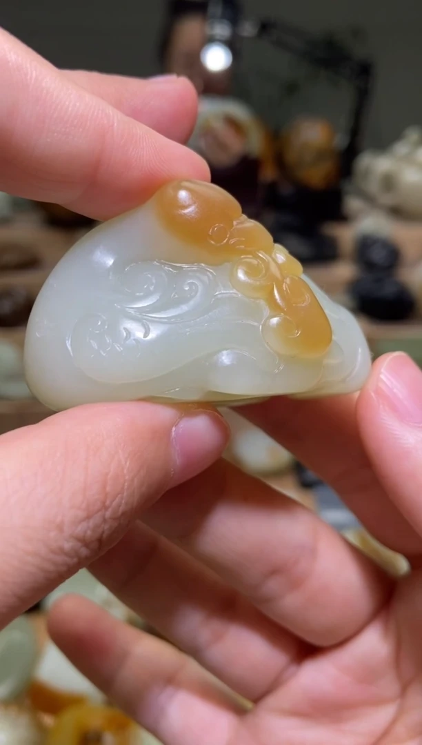 未镶嵌和田玉把件新疆和田玉且末料鹅 如意手把件