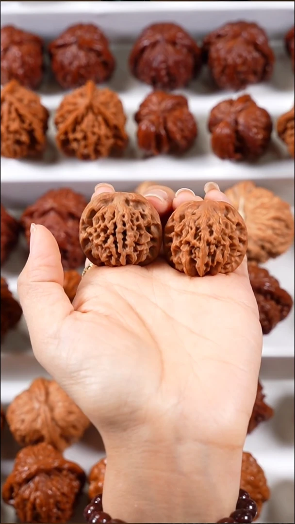 文玩核桃精品秦闷