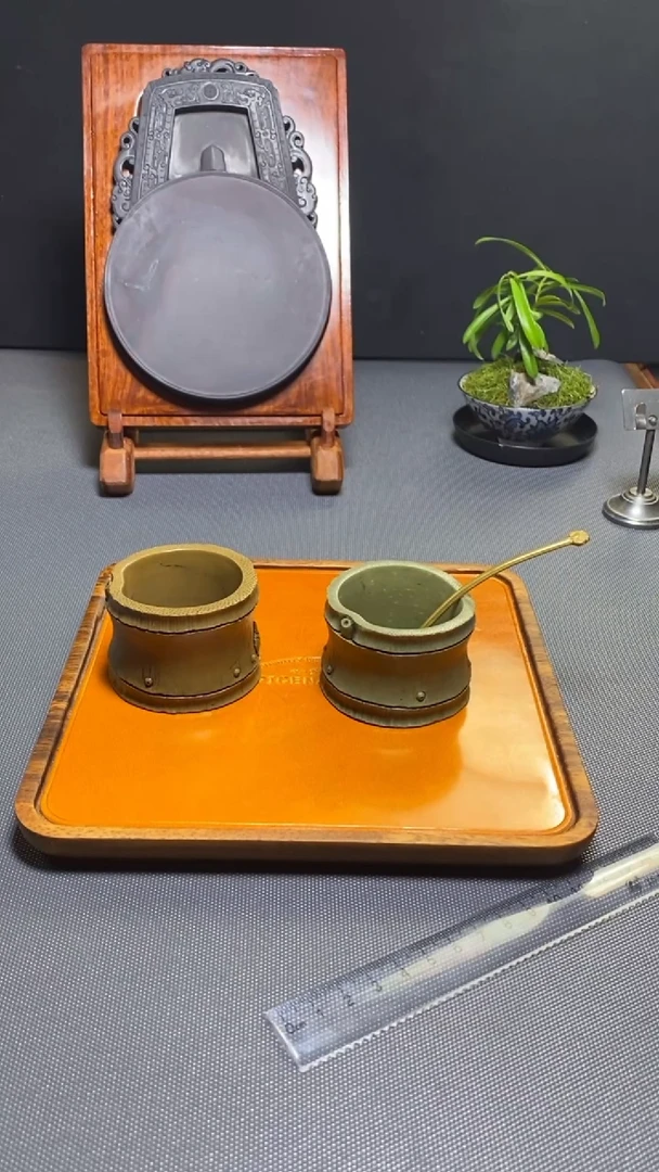 L荣宝斋精品文房 绿端《节节高升》水盂