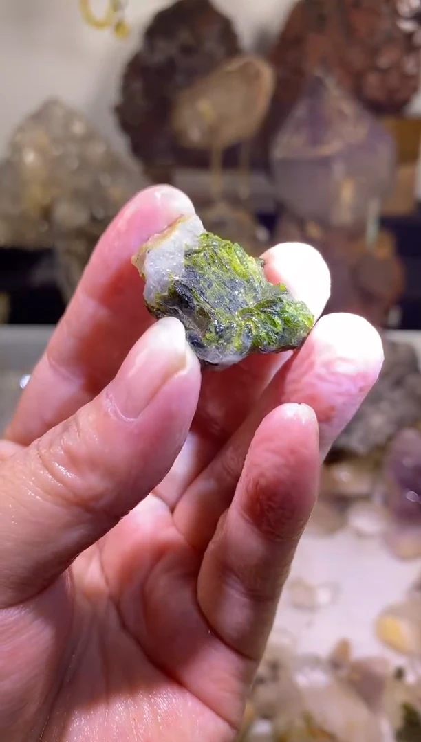 未镶嵌珠宝半成品水晶47号四川超七花园水晶