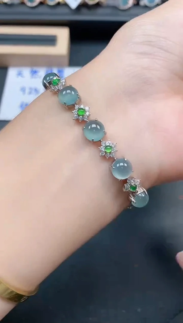 银S925镶嵌戒指翡翠1111