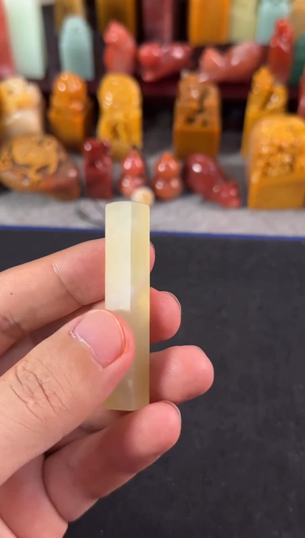 寿山石印石诀*书编号编号0527包刻2字