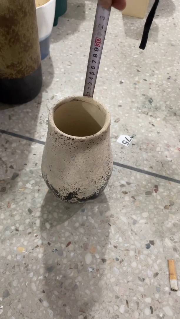 花盆高20.5cm口径7.5cm