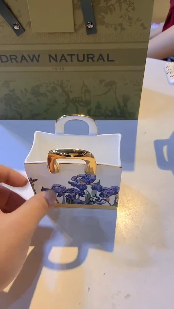 杯鸿辉家品牌瓷器，京东包邮！