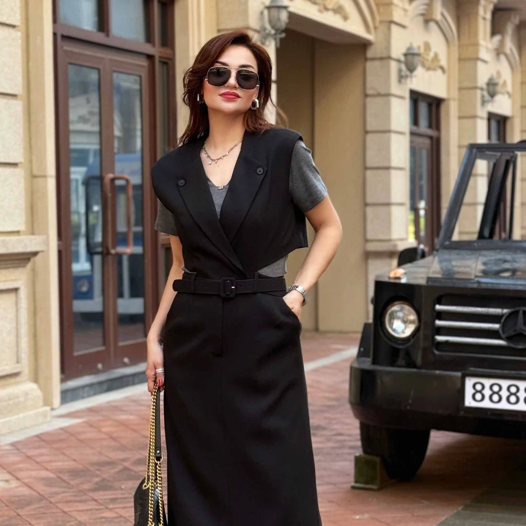 MUBINE 2025年新款气质设计感通勤露腰无袖显瘦连衣裙 2509