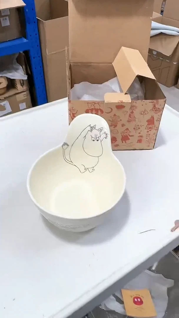 【闪购商品】瓷片4.5寸姆明款手把碗