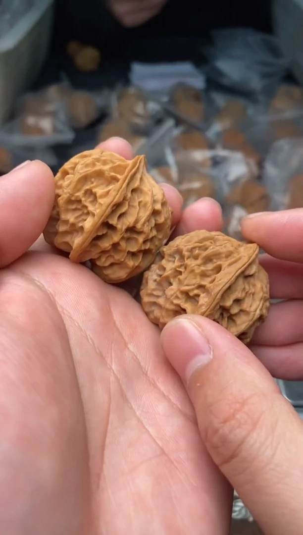 【闪购商品】文玩核桃把件G204号38尺苹果园