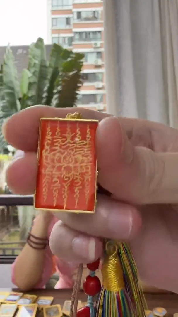 吊坠五条-热贡纯手绘唐卡