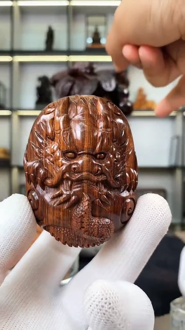 黄花梨/降香黄檀把件龙牌