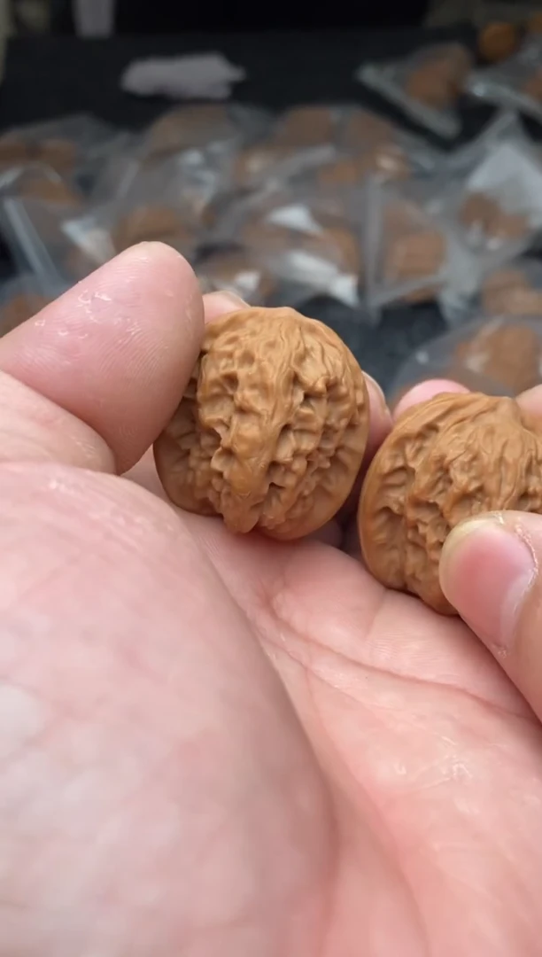 【闪购商品】文玩核桃把件A150号33尺野狼