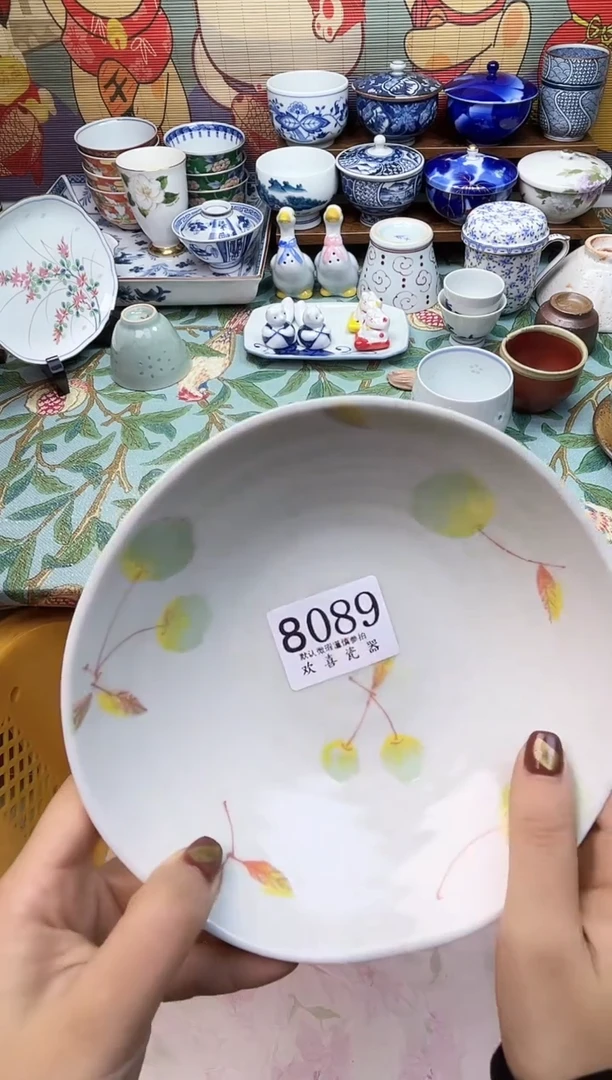 瓷片老***咪           8089