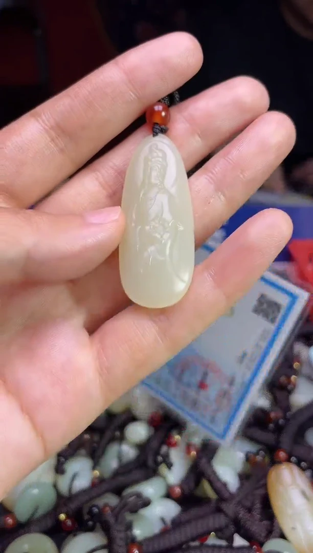 未镶嵌和田玉挂件1
