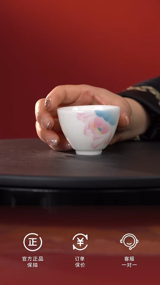 茶具冰种玉瓷大鸡心杯-手绘荷花@@B40113