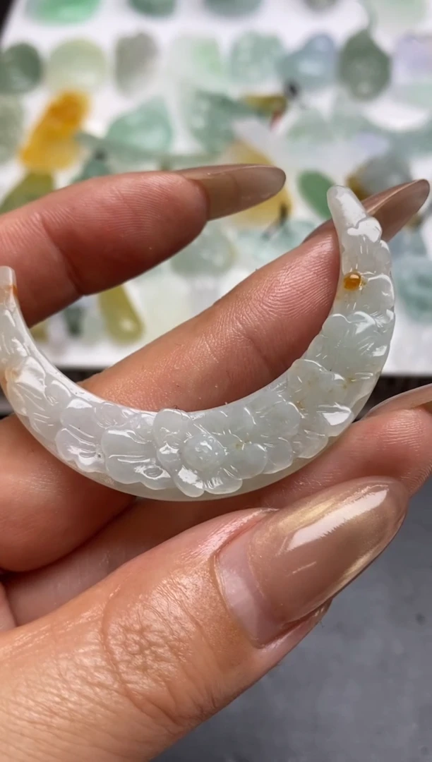 定制翡翠未镶嵌翡翠毛货~