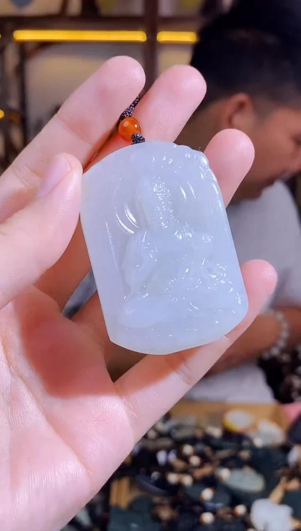 和田玉未镶嵌颈饰1