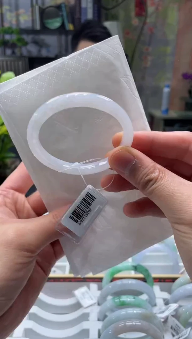 未镶嵌手镯翡翠00007369