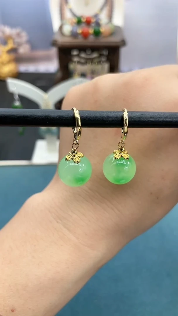 软玉14K金镶嵌耳饰14mm海草绿耳钩