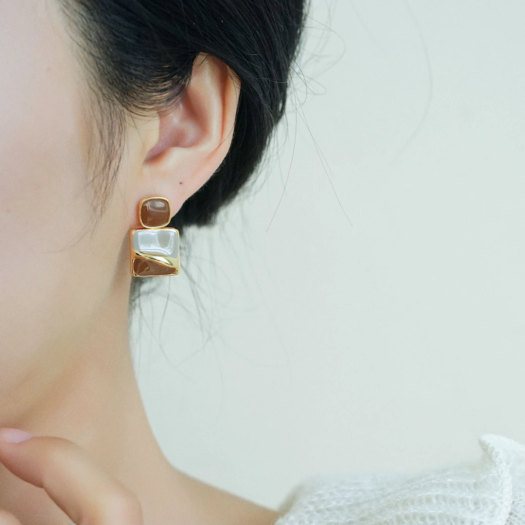 铜合金耳饰 几何方形撞色耳钉女2025新款洋气复古耳环高级感气质