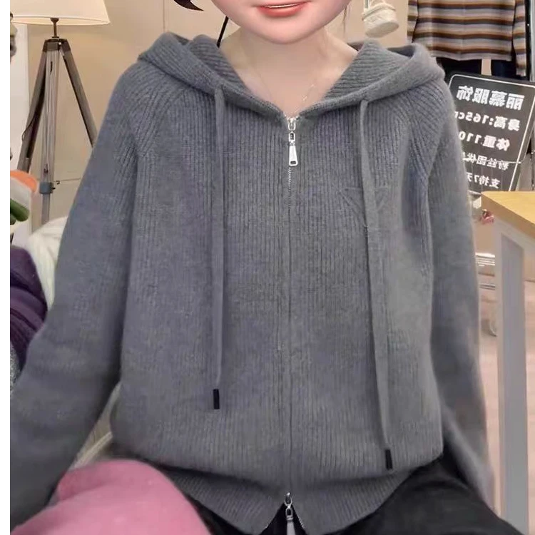 2024秋冬新款时尚休闲百搭连帽拼接宽松女士针织衫A053